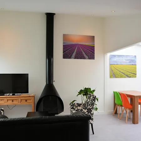 Charming Garden Retreat Noordwijkerhout