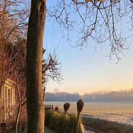 Charming Garden Retreat Noordwijkerhout
