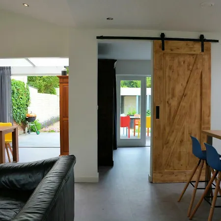 Holiday home Fresh And Colorful Near The Sea Dunes And