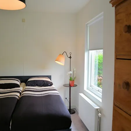 Charming Garden Retreat