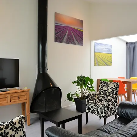 Charming Garden Retreat Casa de Férias *