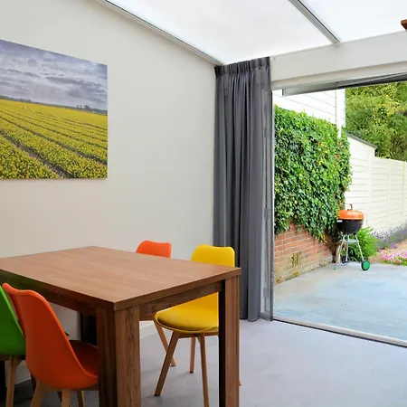 Charming Garden Retreat