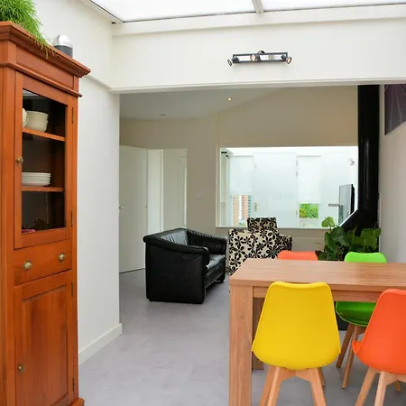 Vakantiehuis Charming Garden Retreat Noordwijkerhout