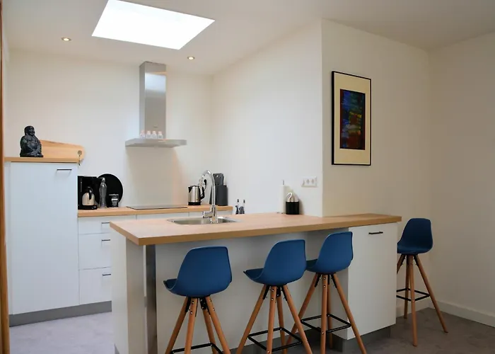 Charming Garden Retreat